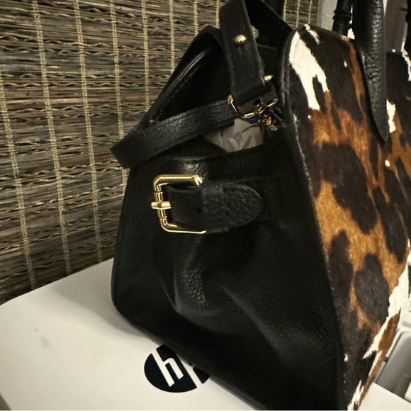 Claudia Firenze Stylish Black and Brown calf hair cow print Satchel w/ crossbody - Picture 2 of 3